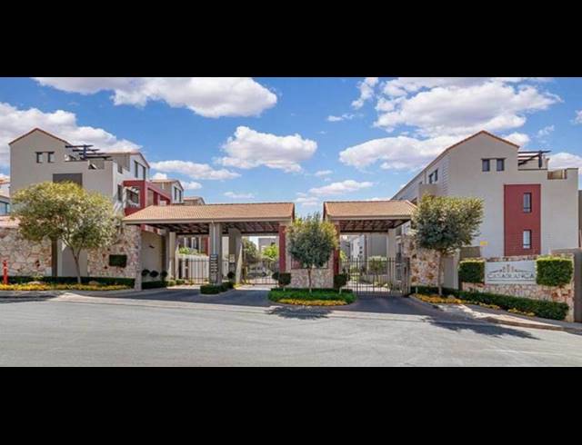 2 BEDROOM APARTMENT FOR SALE IN LONEHILL